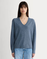 The Classic V in Cashmere | Denim Blue