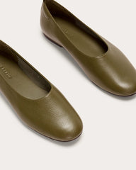 The Day Glove | Birch Green