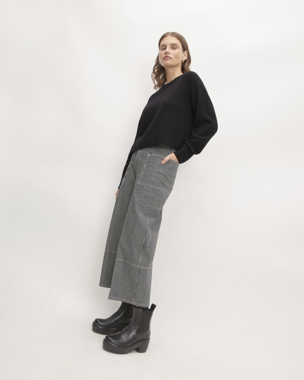 The Boxy Crew in Cashmere | Black