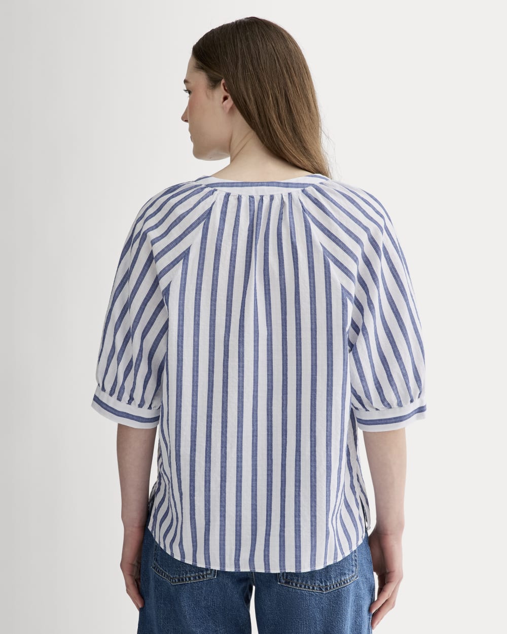 The Gauze Gathered Top | White / Mazarine Blue