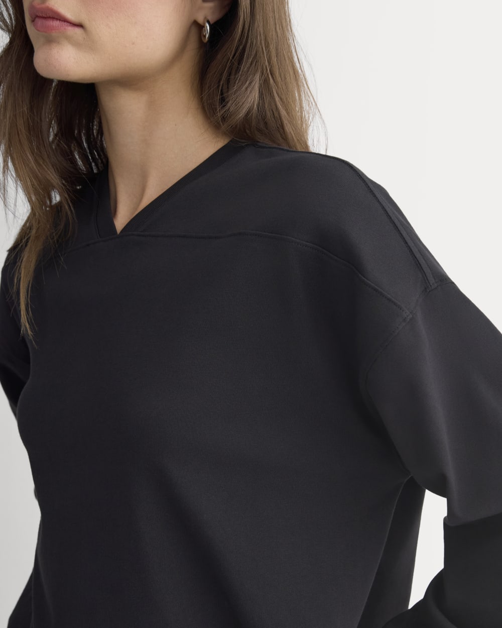 Retro V-Neck Jersey | Black