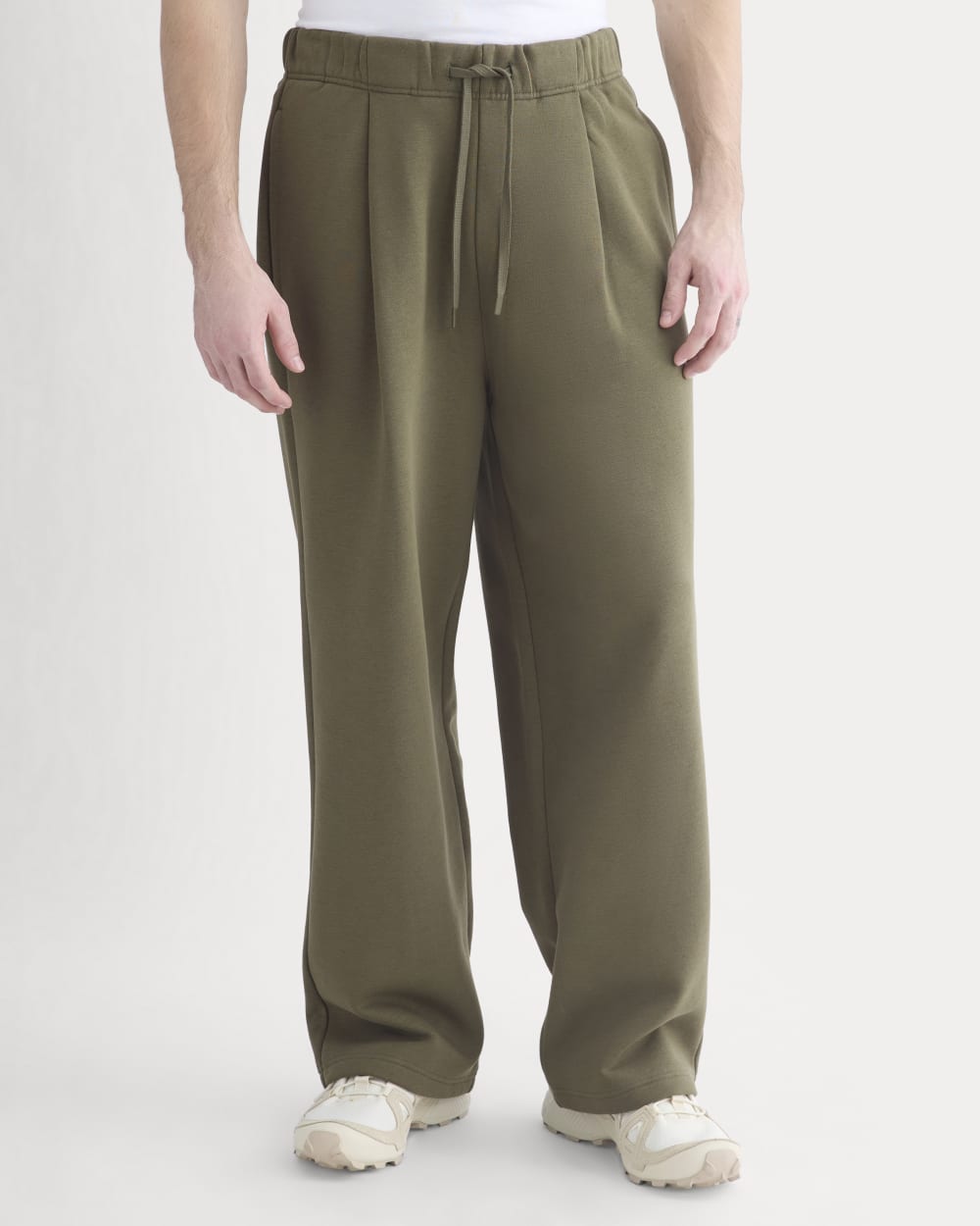 Luxe Fleece Pleated Sweatpant | Olive Night