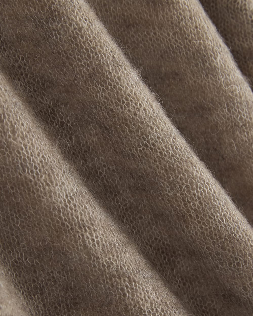 The Air Alpaca ™ High V Cardigan | Heathered Chocolate Chip