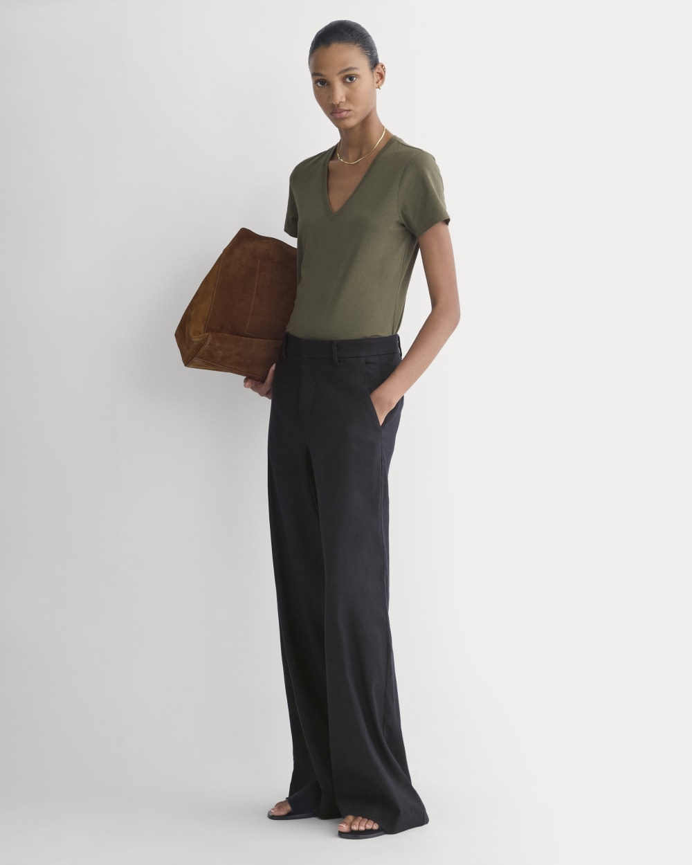 The Slim V-Neck Tee in Essential Cotton | Olive Night