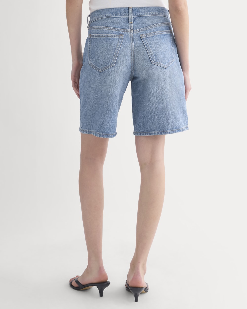 Loose Jean Short | Light Wash