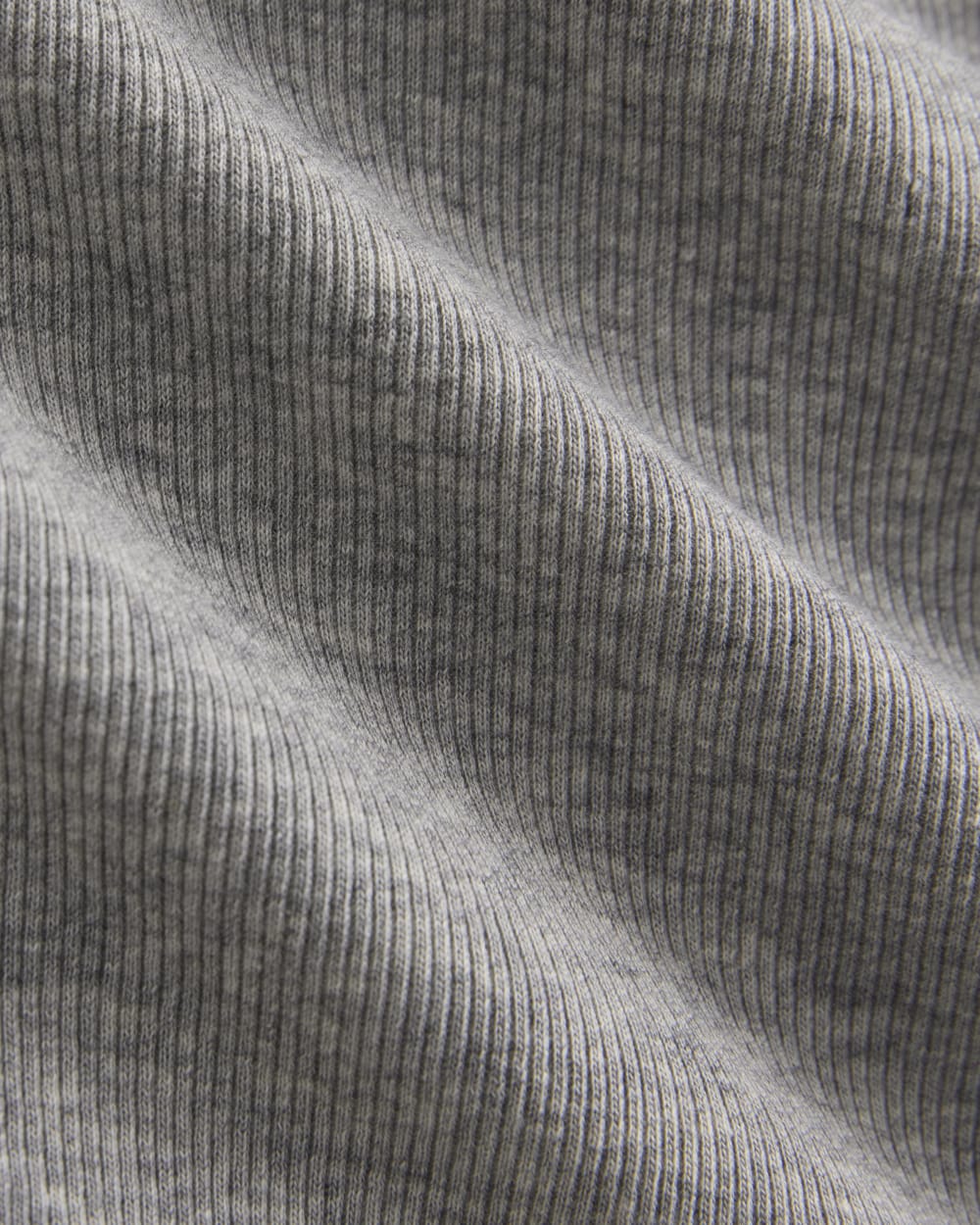 Luxe Rib V-Neck Henley | Heathered Light Grey