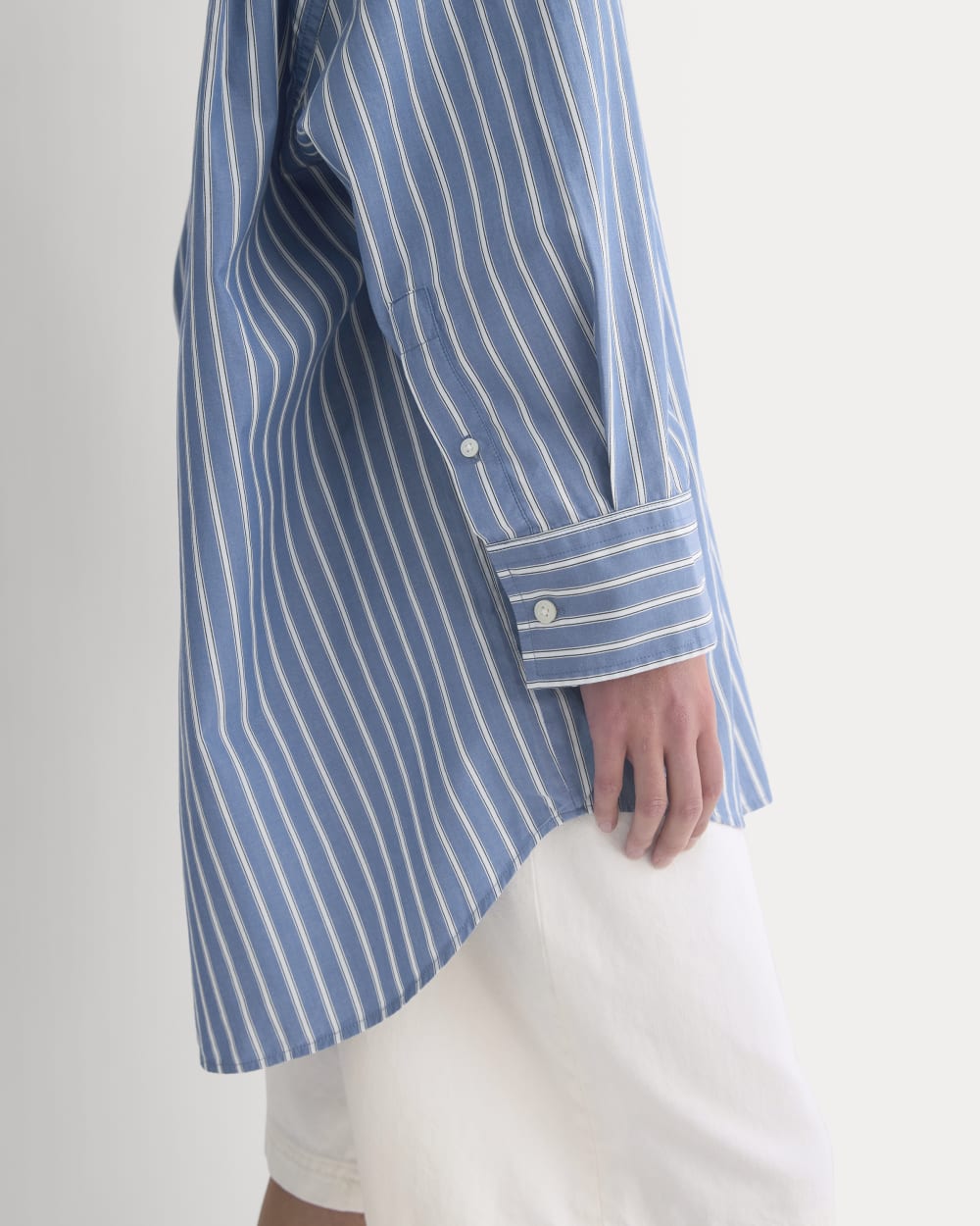 Back-Tie Oversized Shirt in Washed Poplin | Dutch Blue / Bone