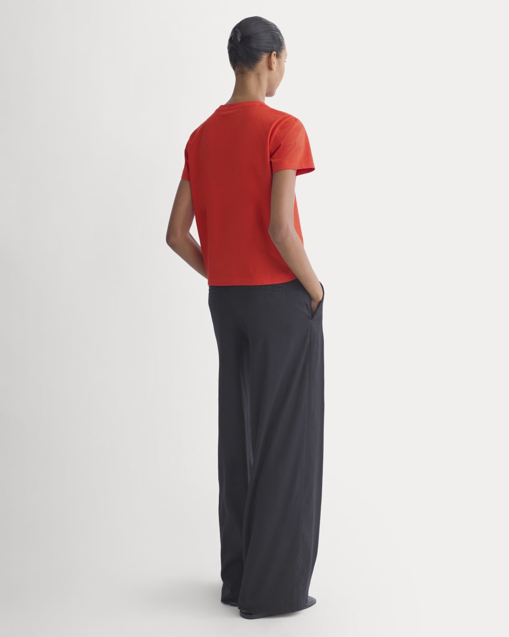 The Box-Cut Tee in Essential Cotton | Fiery Red | No Pocket