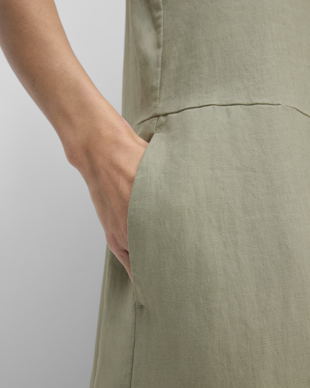 The Linen V-Neck Maxi Dress | Sage Green