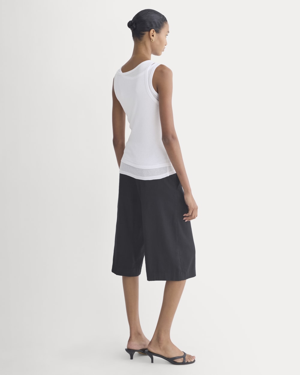 Tissue Layered Tank | White