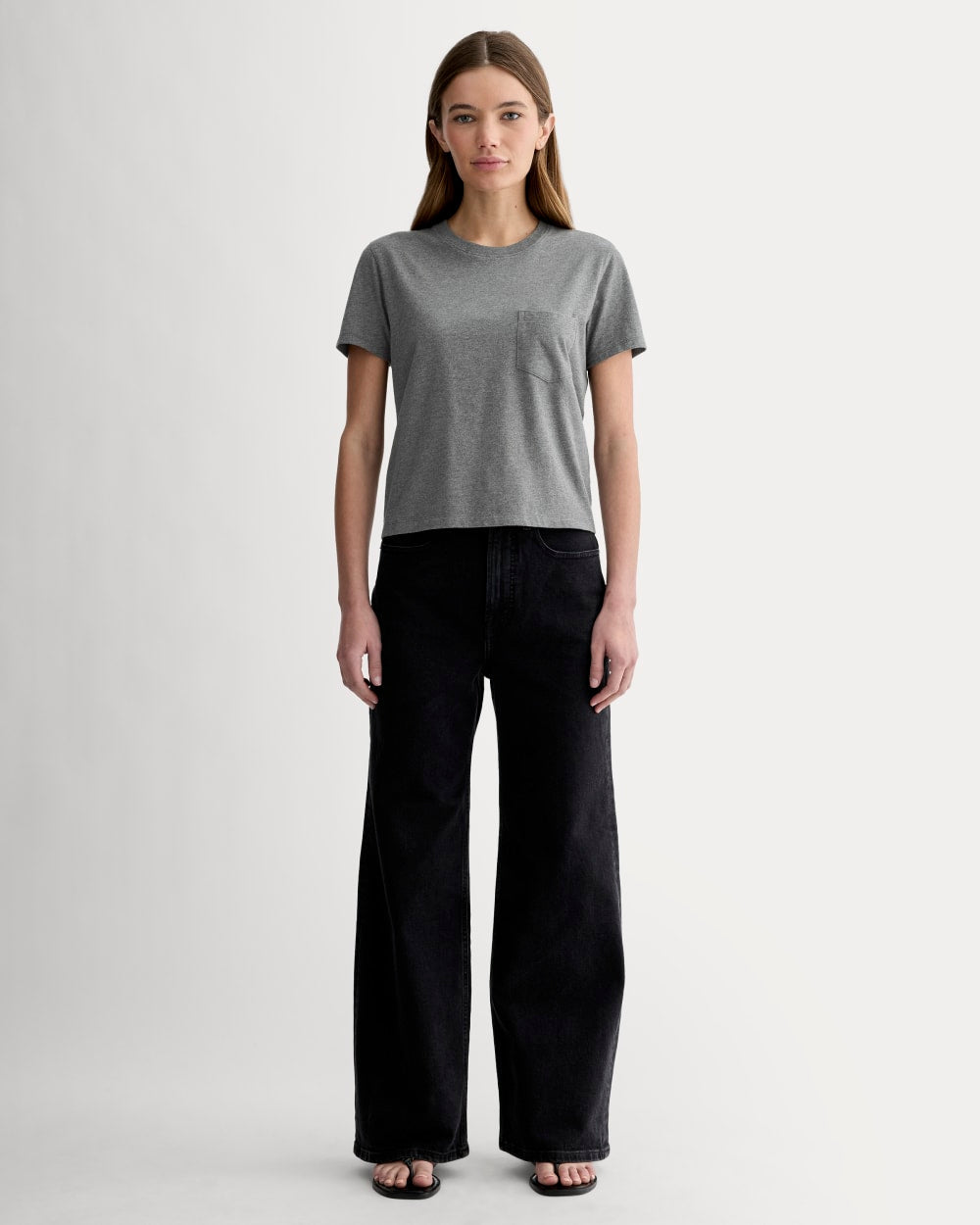 The Box-Cut Tee in Essential Cotton | Heathered Charcoal | Pocket