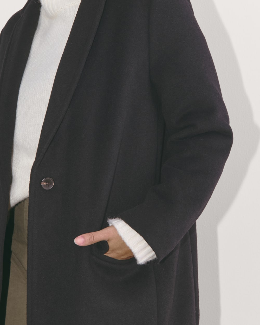 The Topcoat in Wool | Black