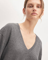 The Classic V in Cashmere | Heather Charcoal