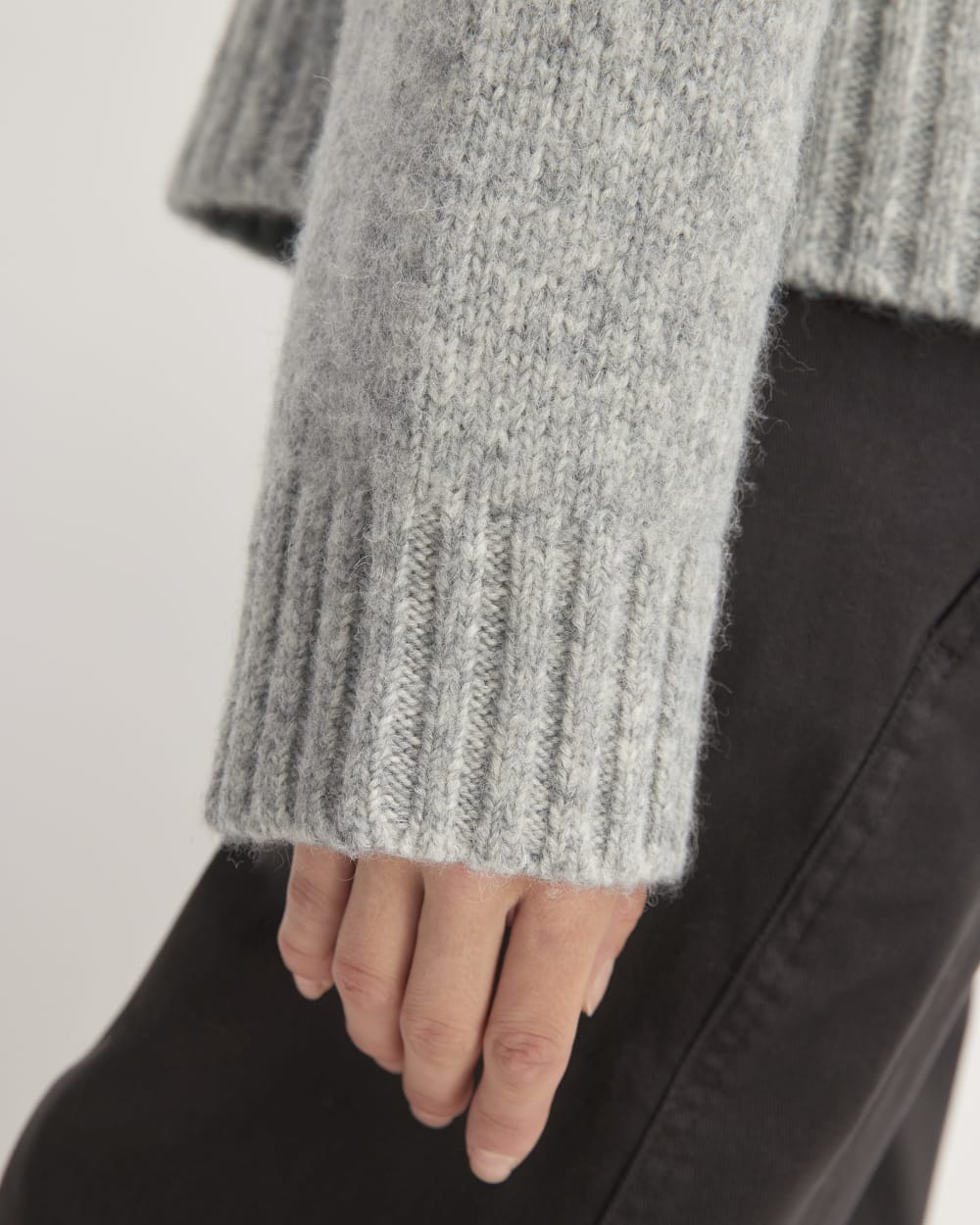 The Cloud Oversized Turtleneck | Heather Grey