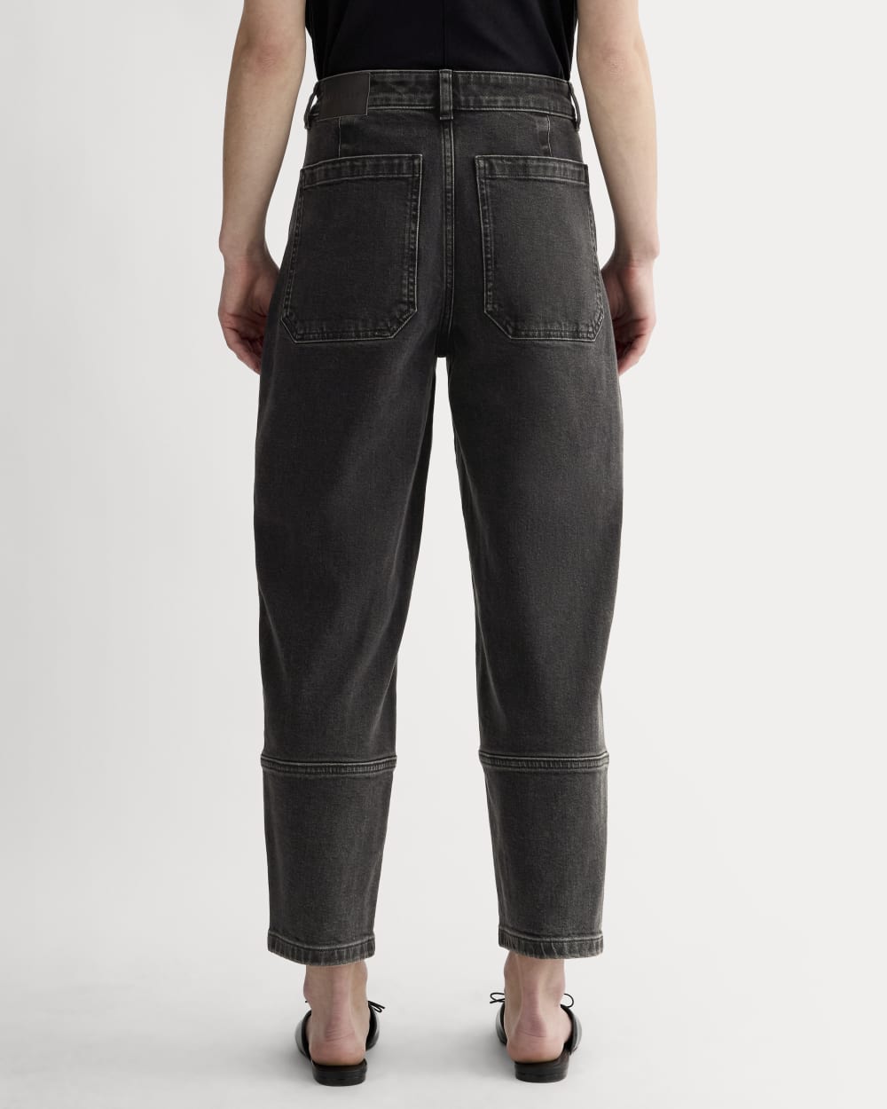 The Utility Barrel Jean | Washed Black | Regular