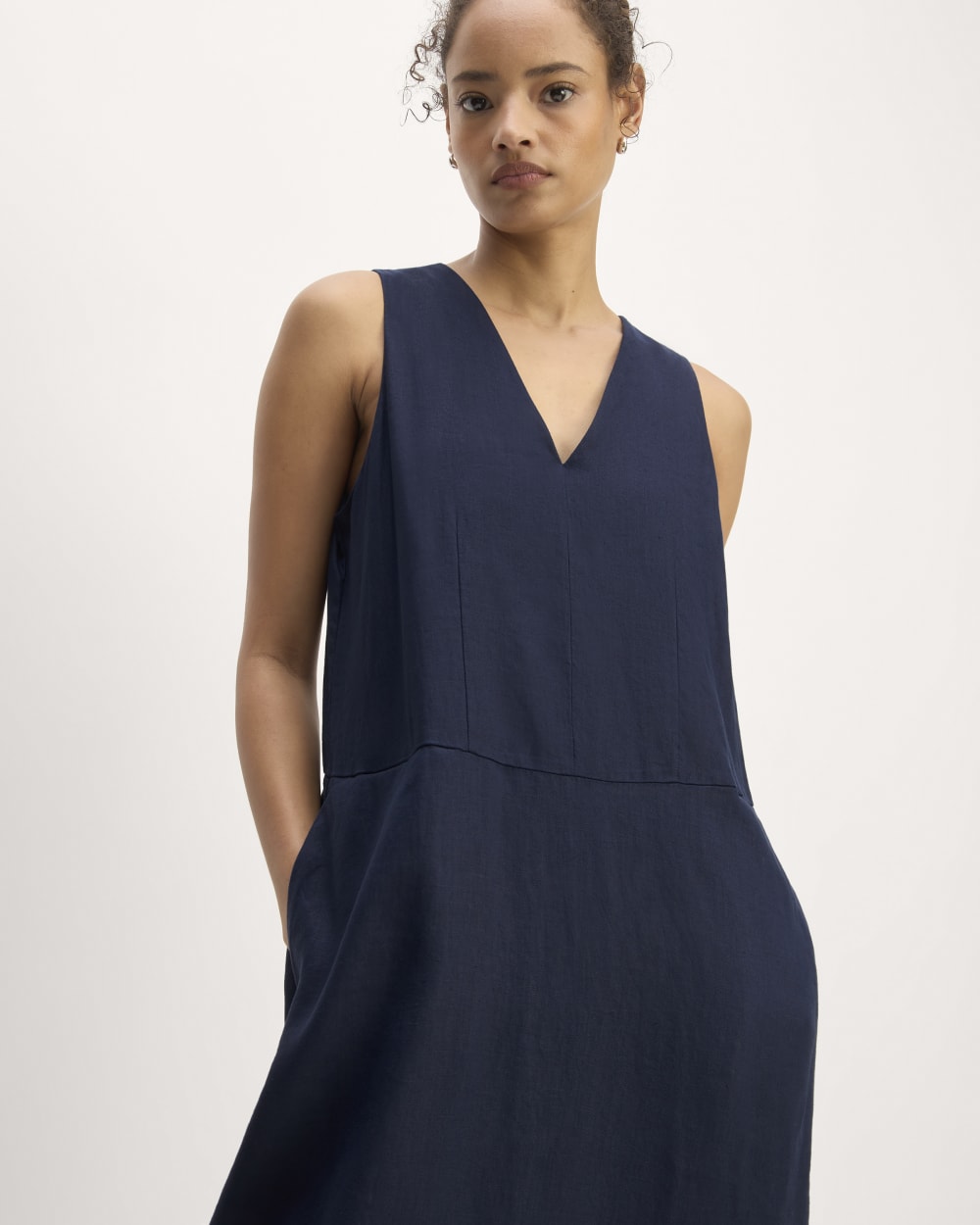 The Linen V-Neck Maxi Dress | Navy