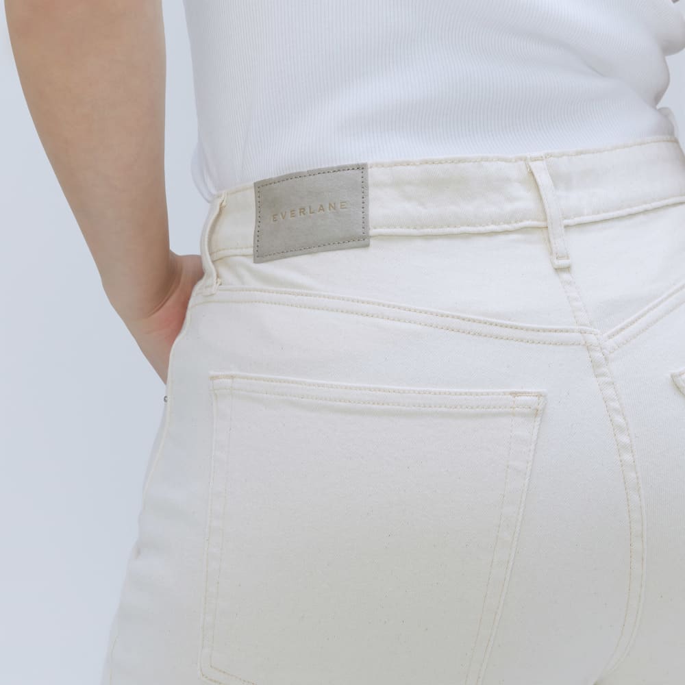 The Cheeky Hourglass Jean | Ecru | 26.5" Inseam