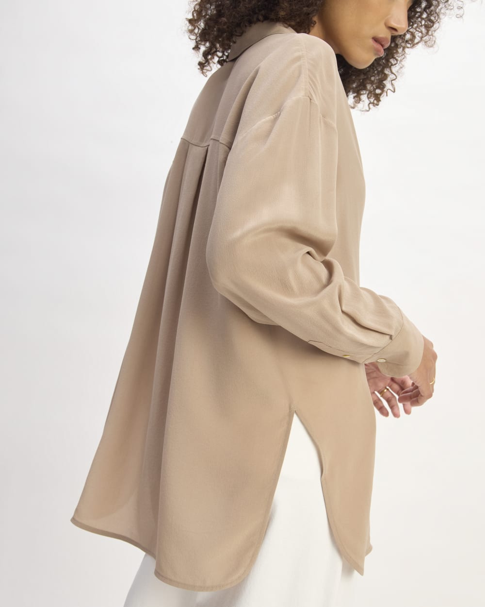 The Boyfriend Shirt in Washable Silk | Chanterelle