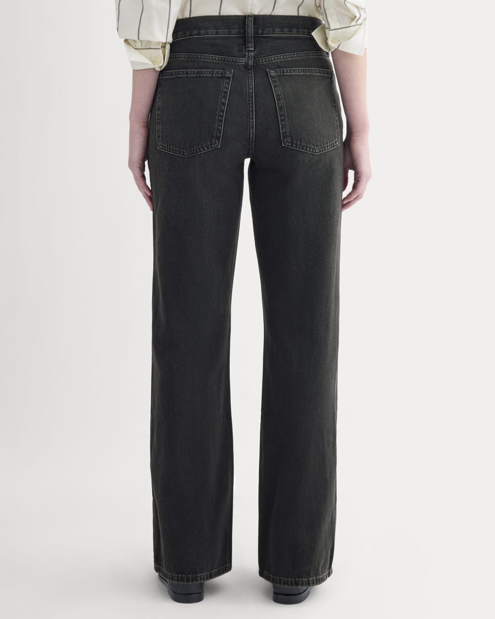 Relaxed Mid-Rise Bootcut Jean | Black