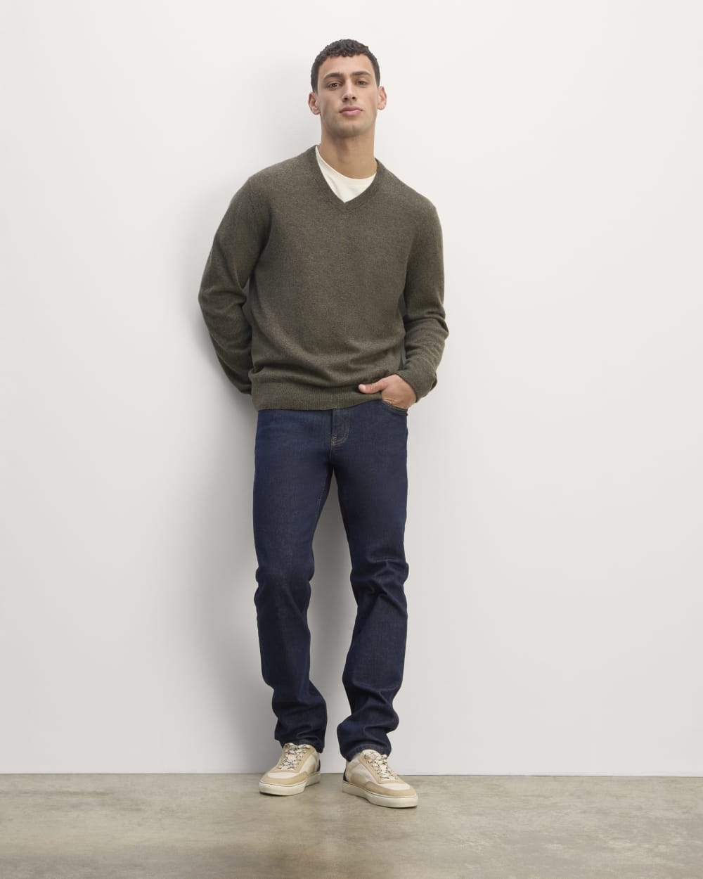 The Cashmere V-Neck Sweater | Heathered Army Green