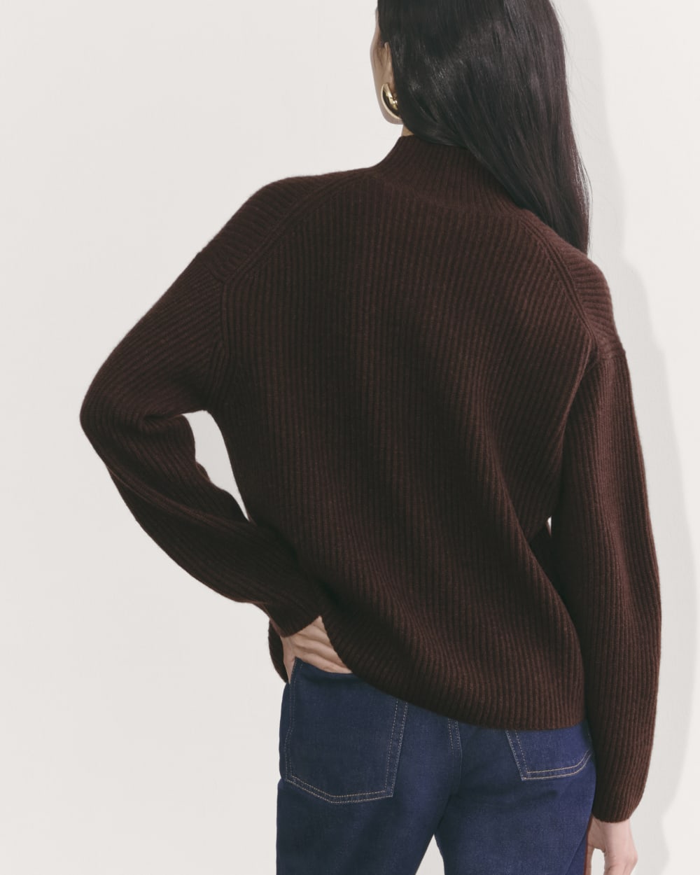 The Cocoon Henley in Wool Cashmere | Americano