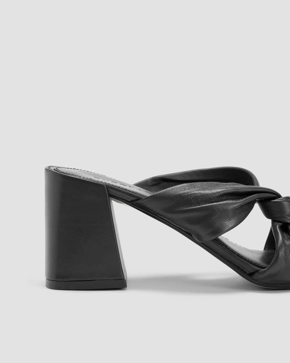 The Day Twist Heel | Black