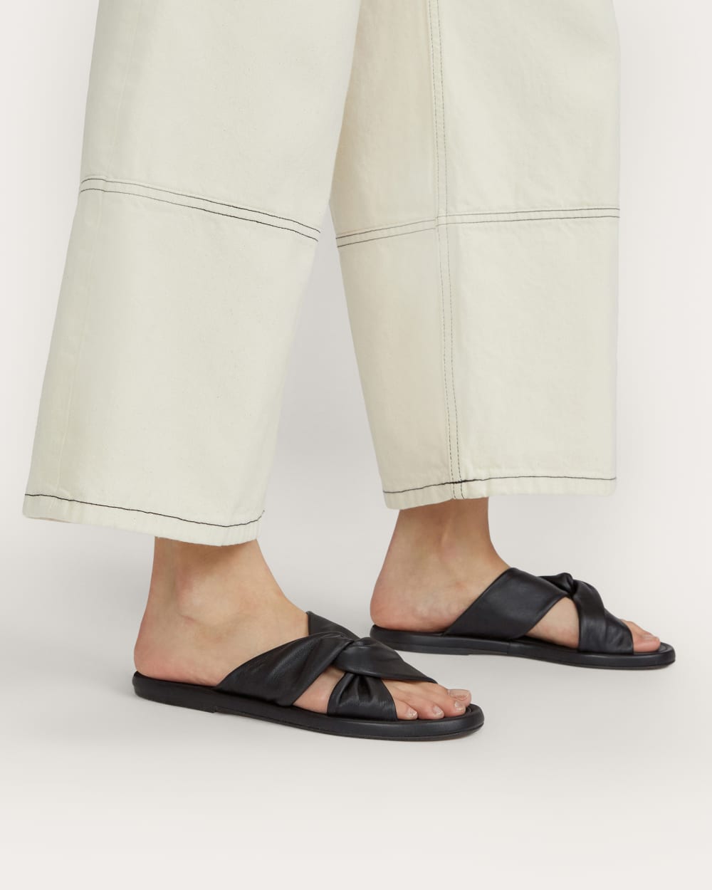 The Day Twist Sandal | Black