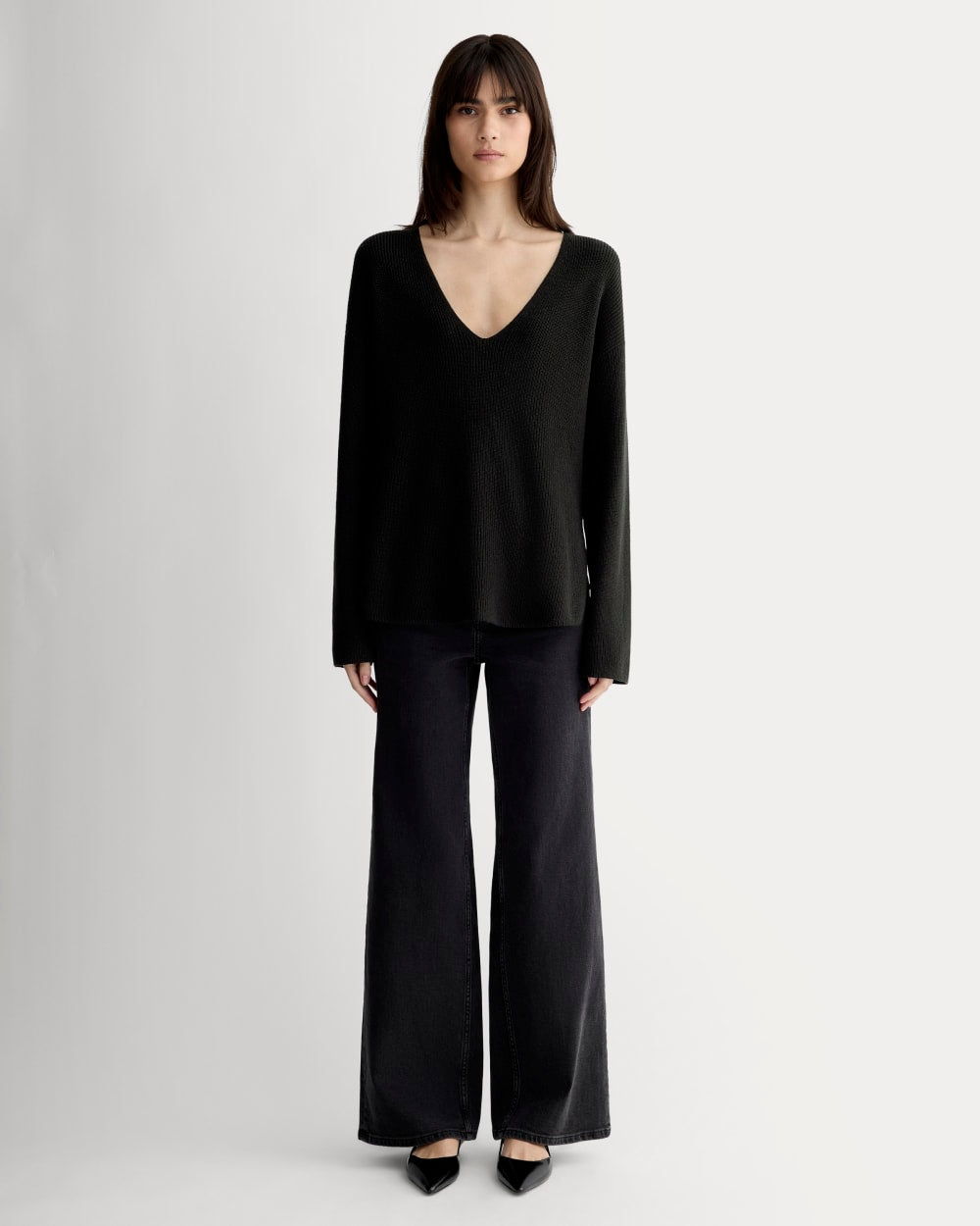 The Slouchy V-Neck in Everyday Cotton | Black
