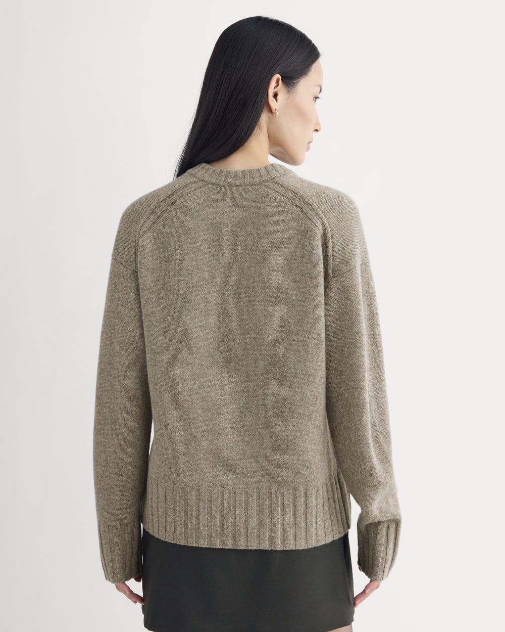 V-Neck Sweater in Extrafine Luxe Merino | Heather Soft Taupe