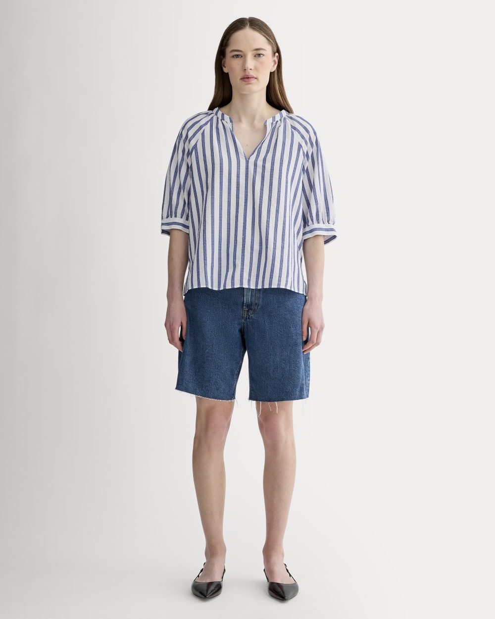 The Gauze Gathered Top | White / Mazarine Blue