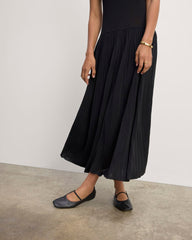 The Knit Pleated Dress | Black