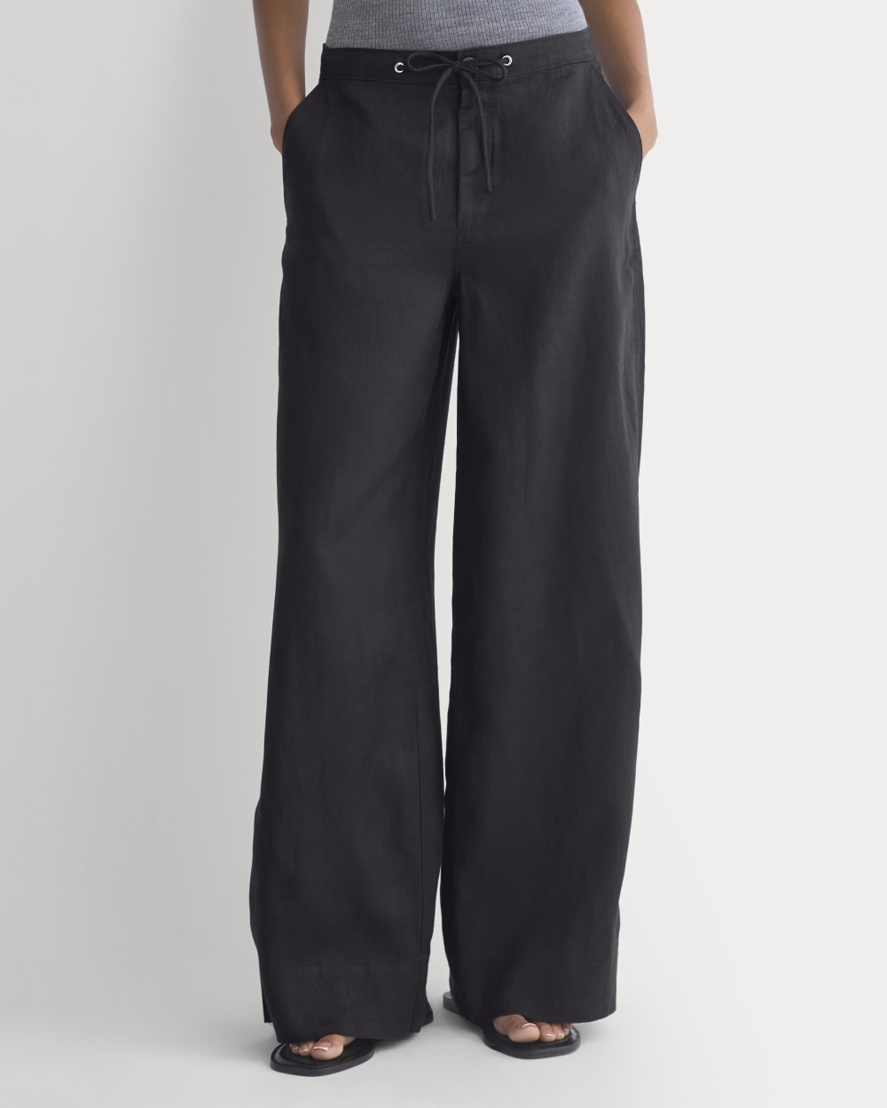 Wide-Leg Drawstring Pant in Linen | Black