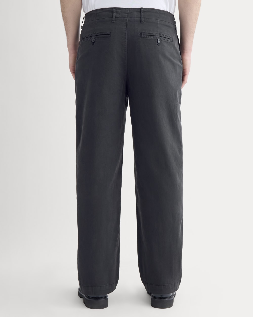 Everyday Relaxed-Fit Chino | Black