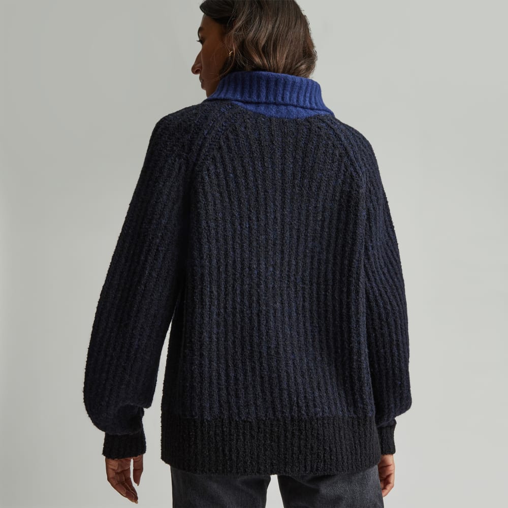 The Luxe Teddy Oversized Half Zip Sweater | Black / Ocean Cavern
