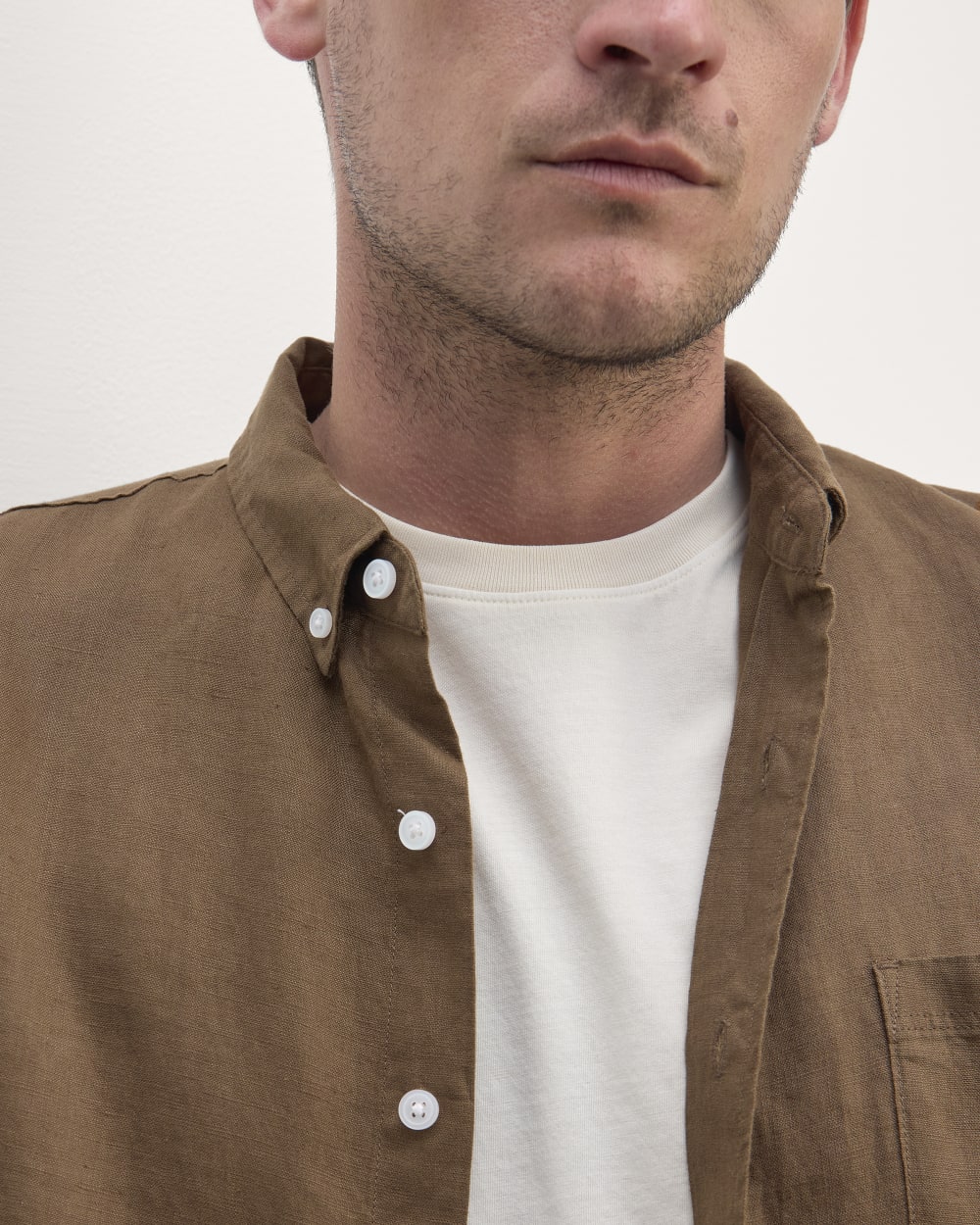 The Classic Shirt in Linen | Cocoa