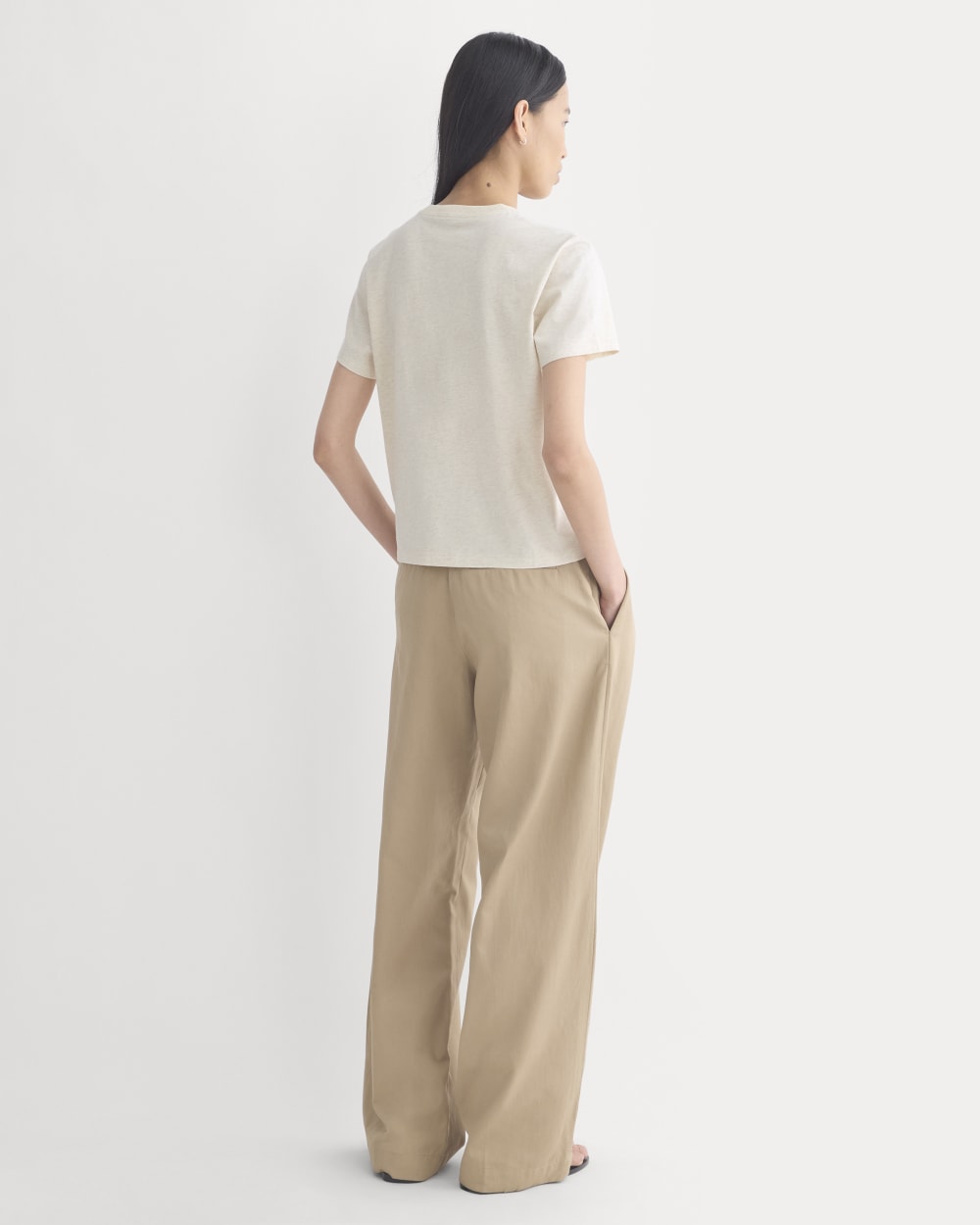 The Box-Cut Tee in Essential Cotton | Heathered Oats | No Pocket