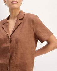 The Notch Shirt in Linen | Carob Brown