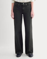 Relaxed Mid-Rise Bootcut Jean | Black
